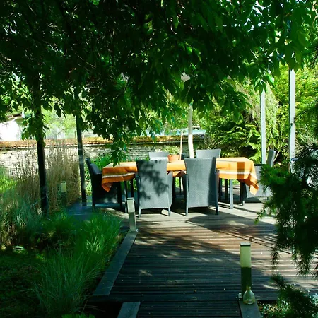 Bed & Breakfast Les Nympheas 52 Orges
